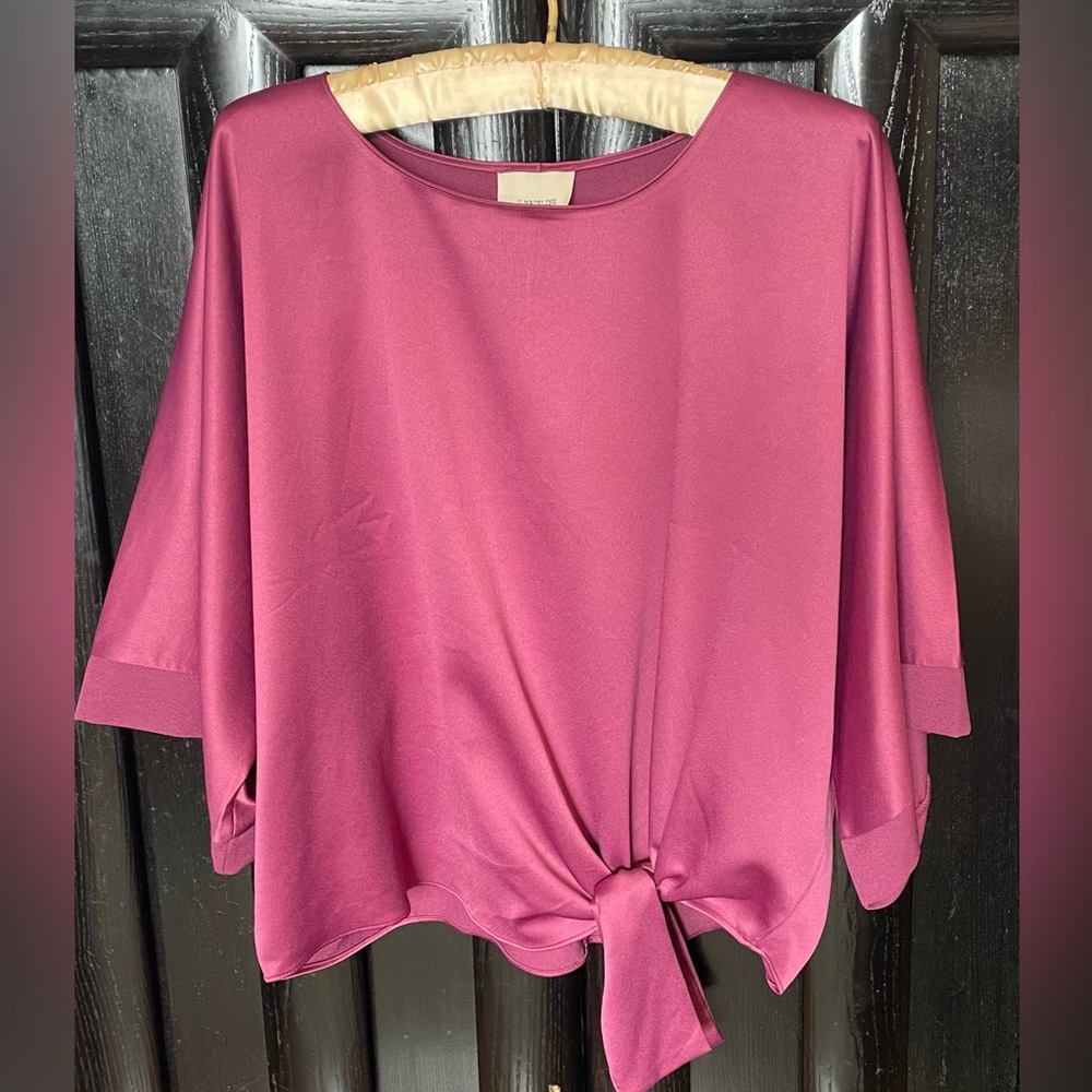 🆕 I. MADELINE Top